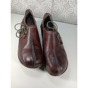 spring step shoes Leather Clog Style Shoe With Ties Size 38 ( 7.5)